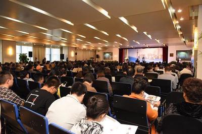 滬語新聲，情系浦江——《鳳凰老江連線》“上海話 上海情”文化藝術交流活動策劃